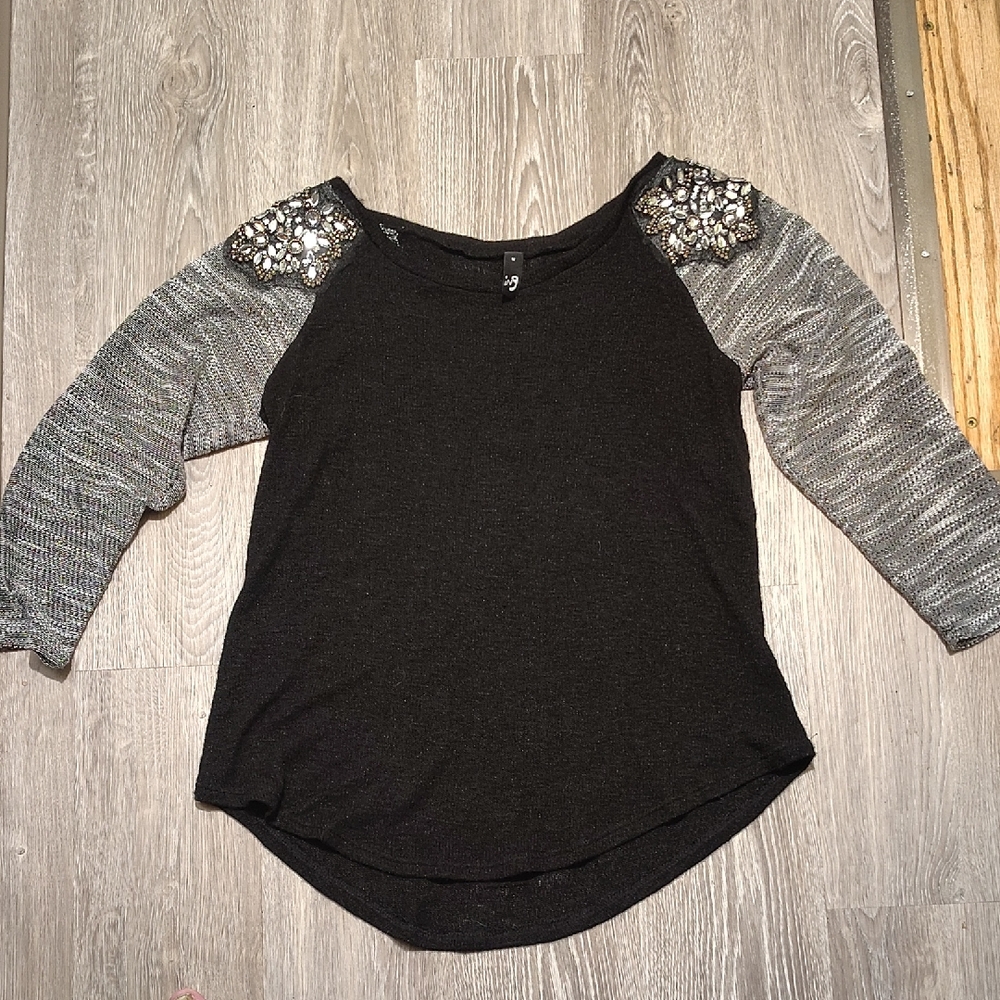 Ing Black Top with Silver Accents